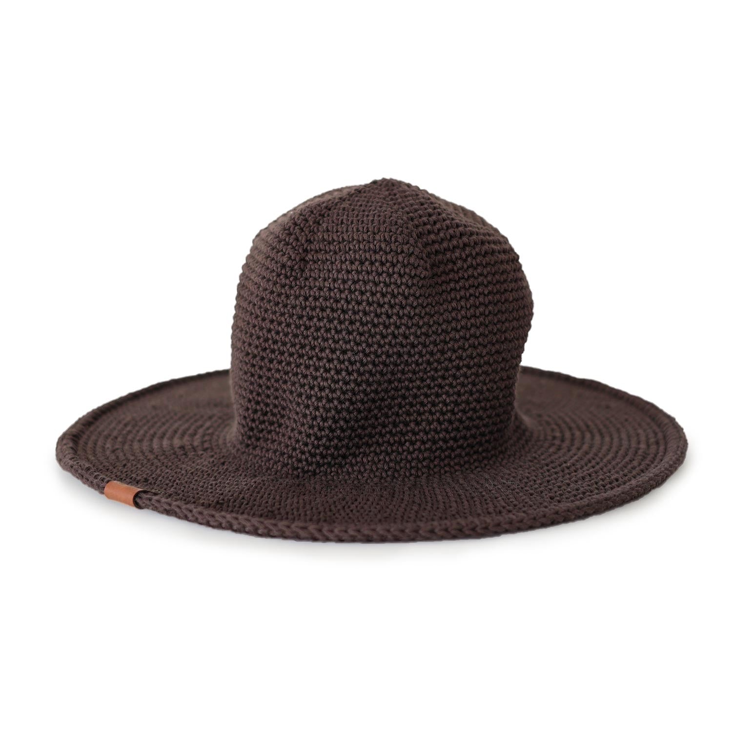 Packable Sun Hats for Women in Brown Cotton Color. Flexible Wire brim. Stretchy crochet cotton fiber that fits all sizes. Sun Protection brim with medium brim size. Beach and Garden Ready.